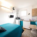 Romantic Tiny House Aventino Apartmán